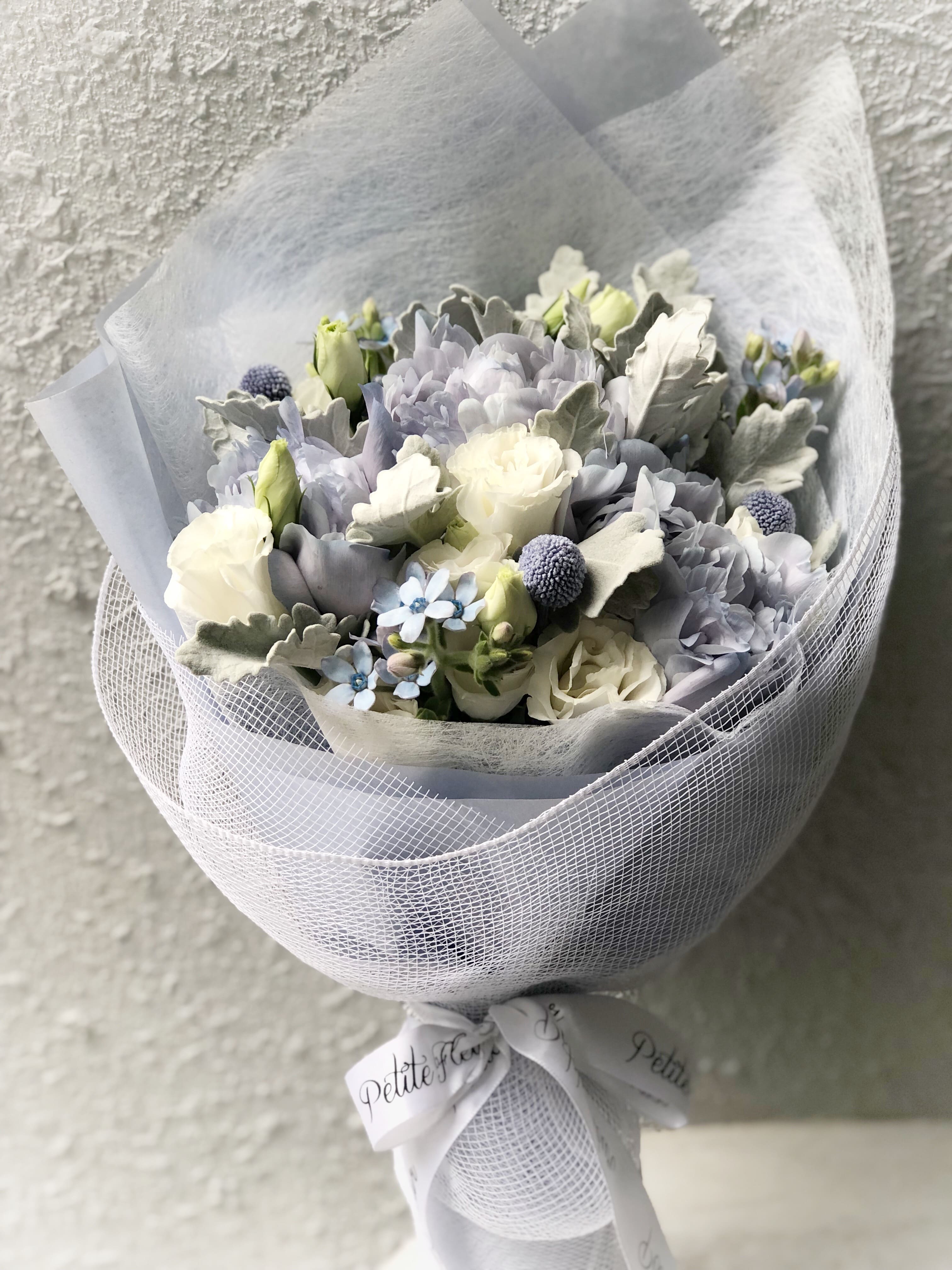 520 Special Blue Peony Bouquet